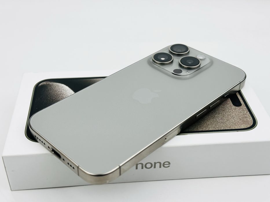 Apple iPhone 15 Pro Max 256GB White Titanium Oтличен! Гаранция!