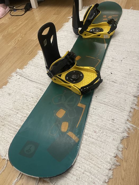 Placa snowboard santa cruz cu prinderi burton