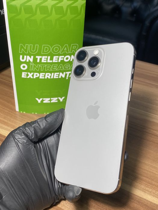 iPhone 16 Pro Max • 512 GB • Natural Titanium