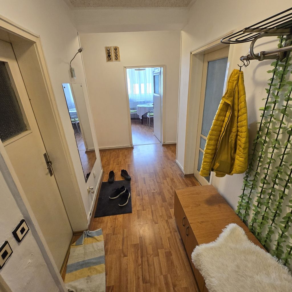 Продава се Четиристаен апартамент в Плевен, Идеален център - 120 кв.м за 1417 €/кв.м - Снимка #9