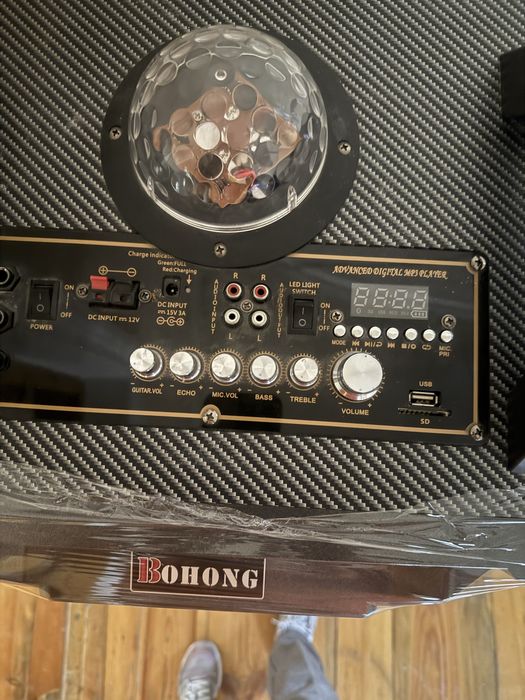 Продаются клавиши и колонка