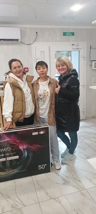 Телевизор новый 80 см