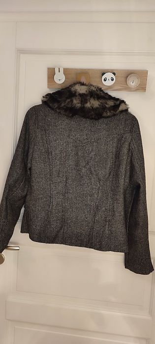 Sacou negru gri, cu guler din blăniță detasabil, M