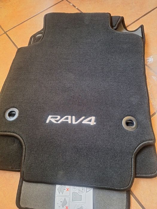 Vand covorașe textile  Toyota Rav4