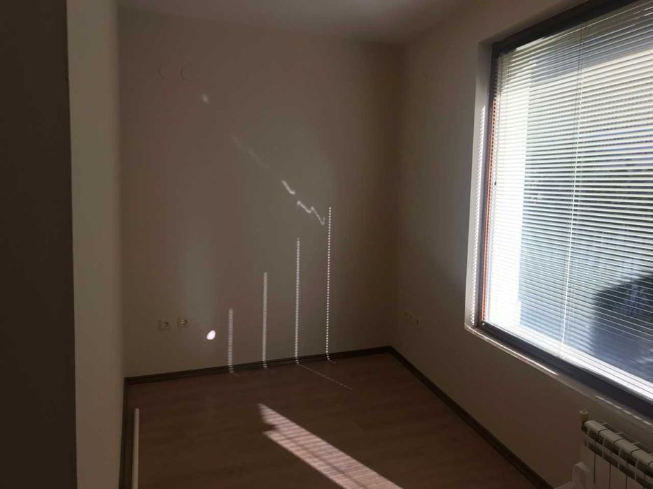 Двустаен апартамент в Белите брези