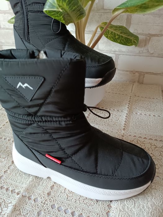 Зимние сапоги женские