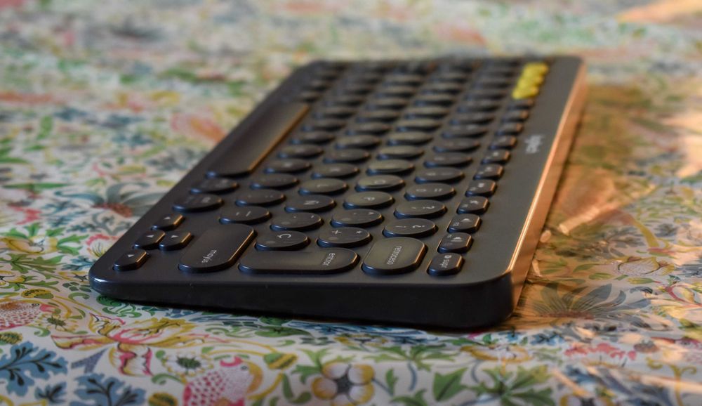 Tastatură wireless Logitech K380