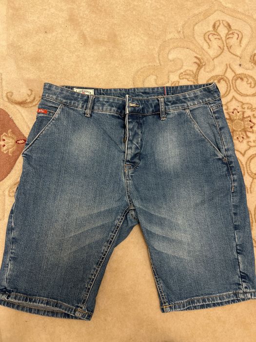 Blugi scurti barbati