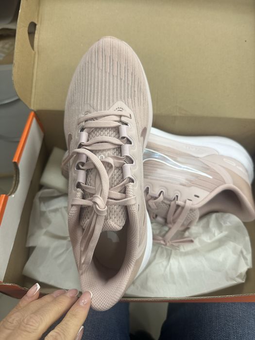 Маратонки Nike 38 номер