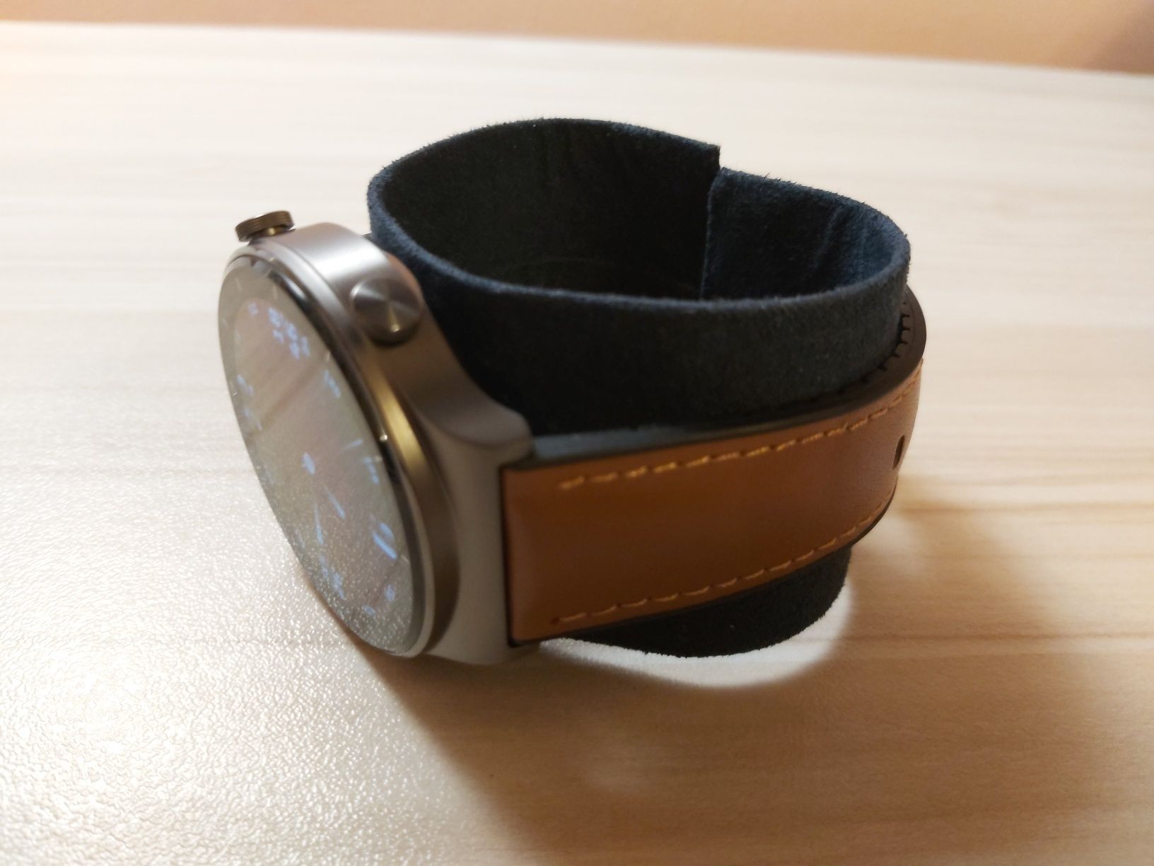 Huawei watch GT/ GT2/ Pro, кожени верижки и протектори за дисплей