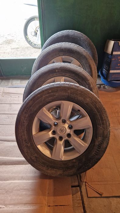 Продам шины 265/65 R17