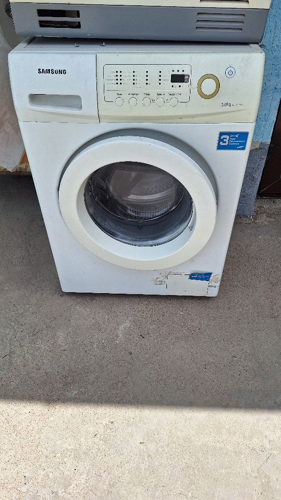 Продам стиральную машинку