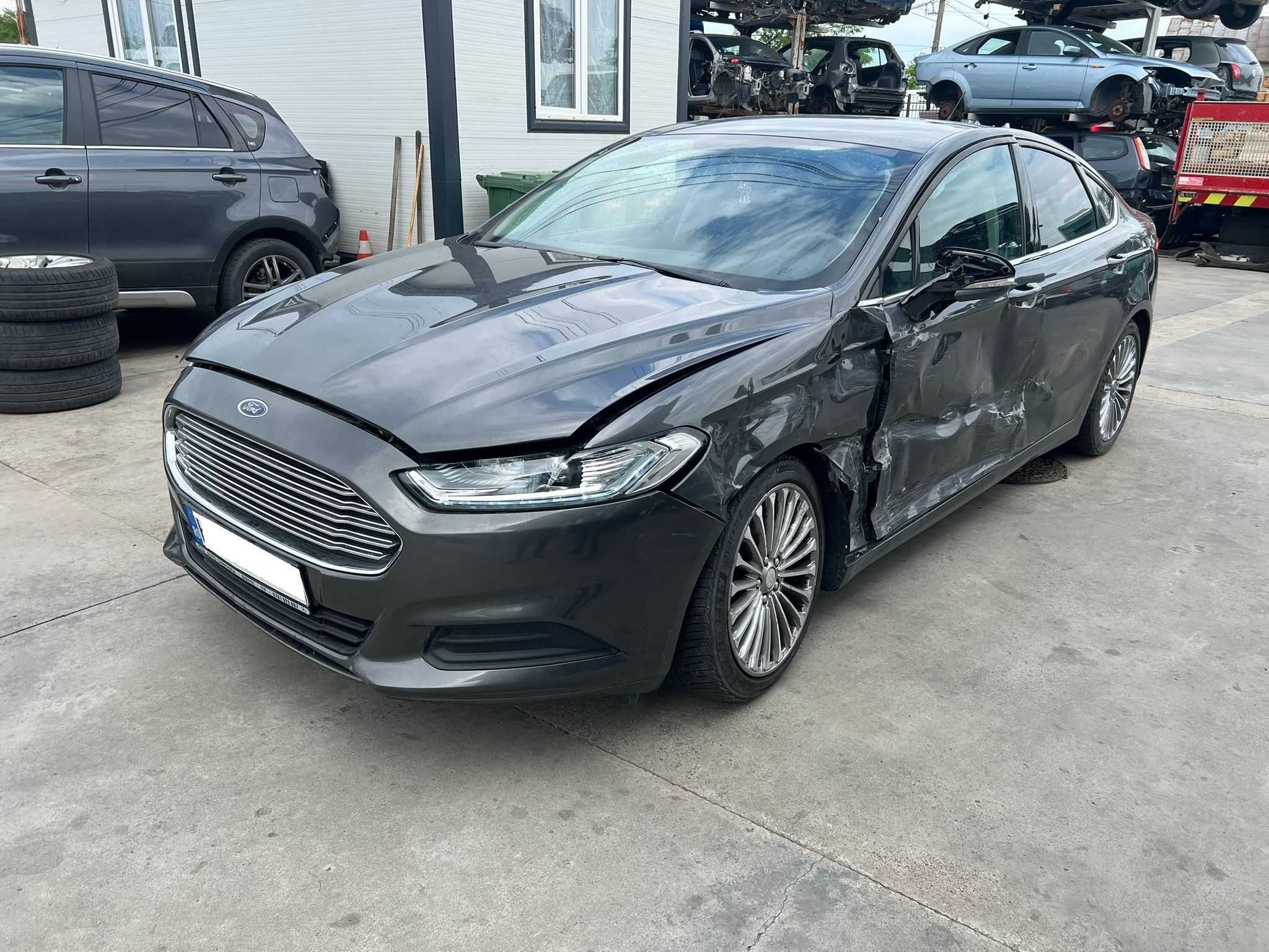 Ford Mondeo Fusion 2016 Avariat 2.5 benzina GPL, Automata