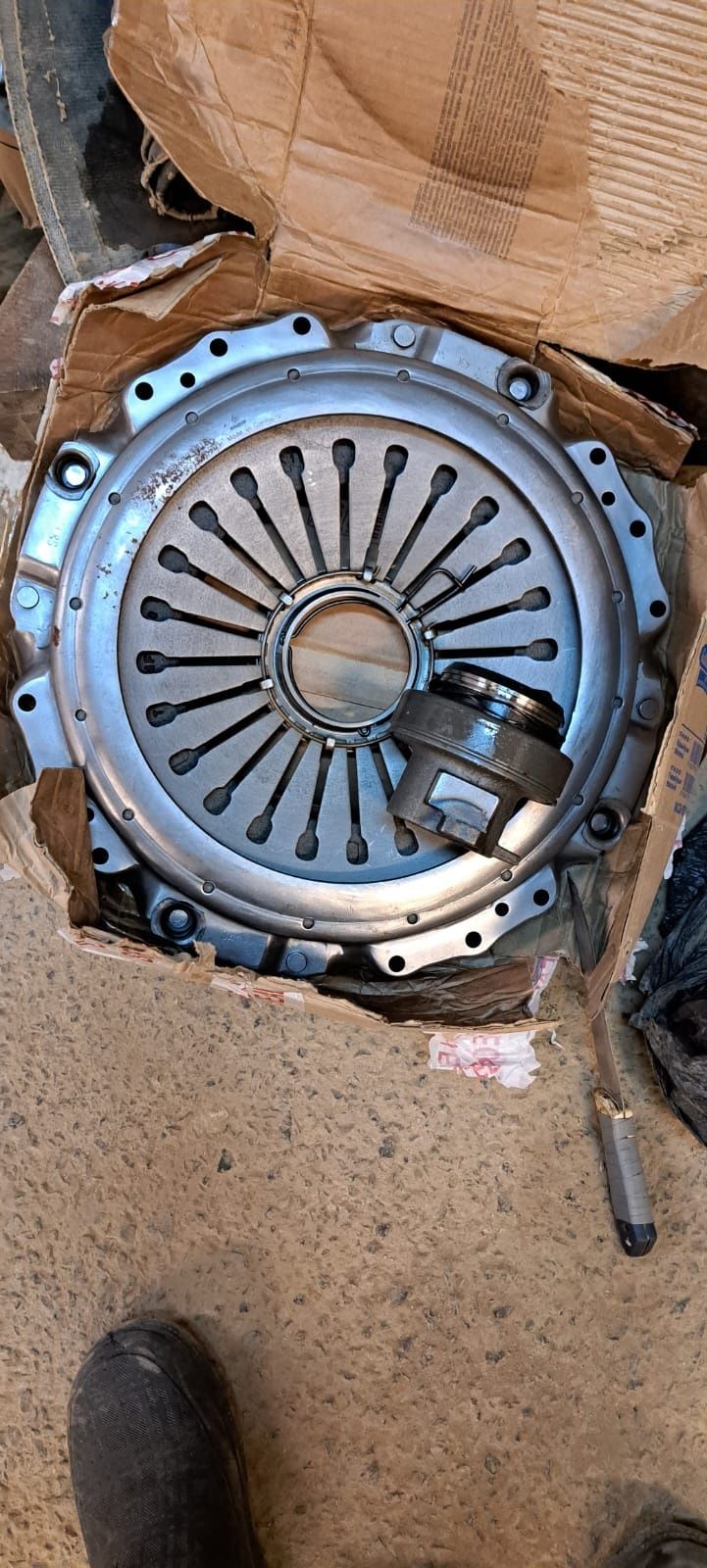 Карзина сцепления с выжемным КПП ZF.. SACHS Германия.,