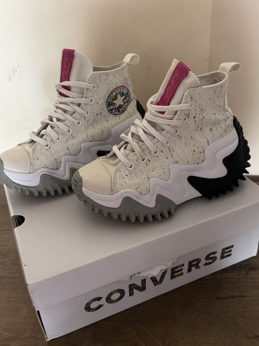 Converse Run Star Motion