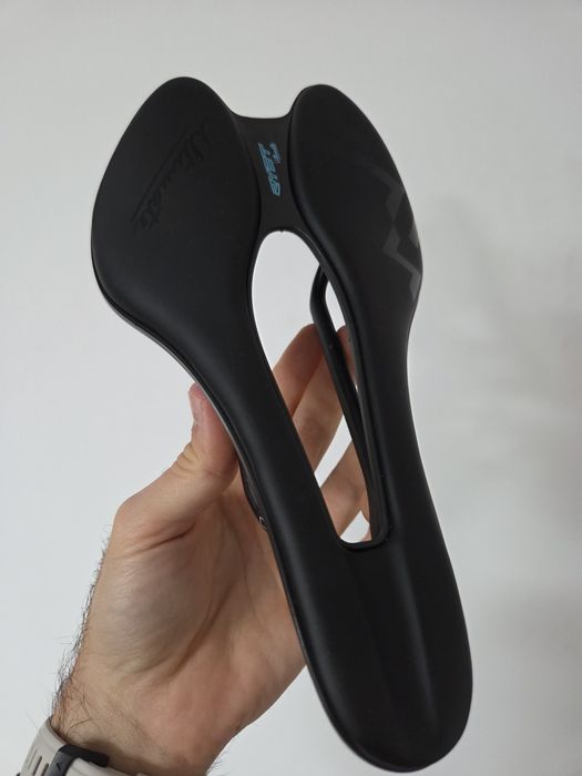 Sa bicicleta mtb, carbon, foarte usoara