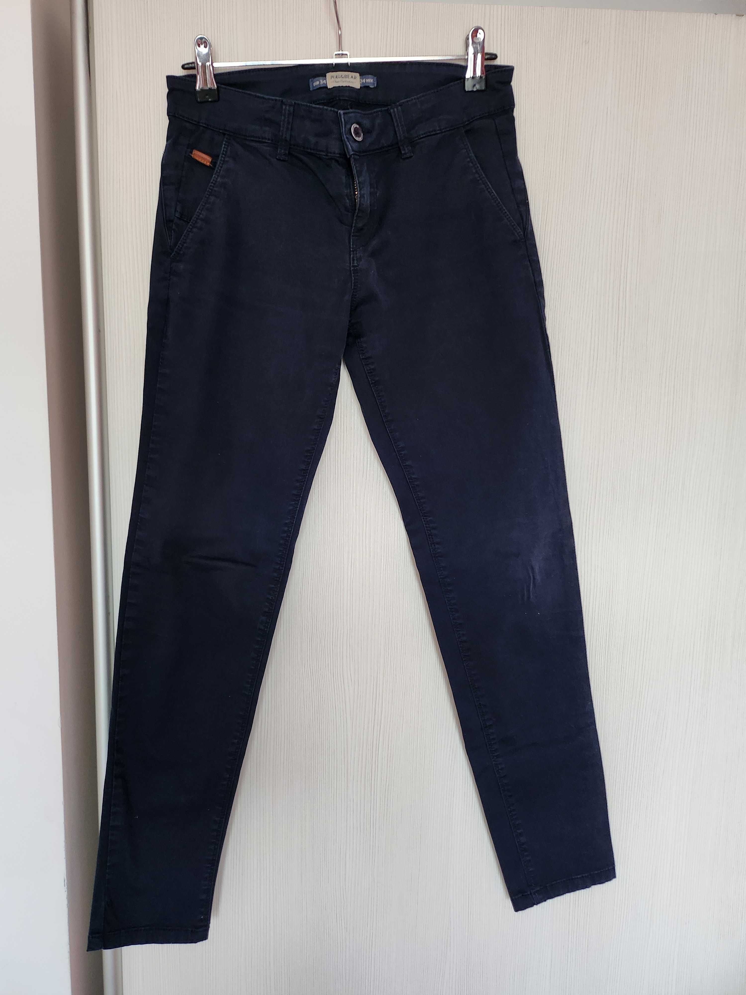 Pantaloni bleaumarin Pull&Bear