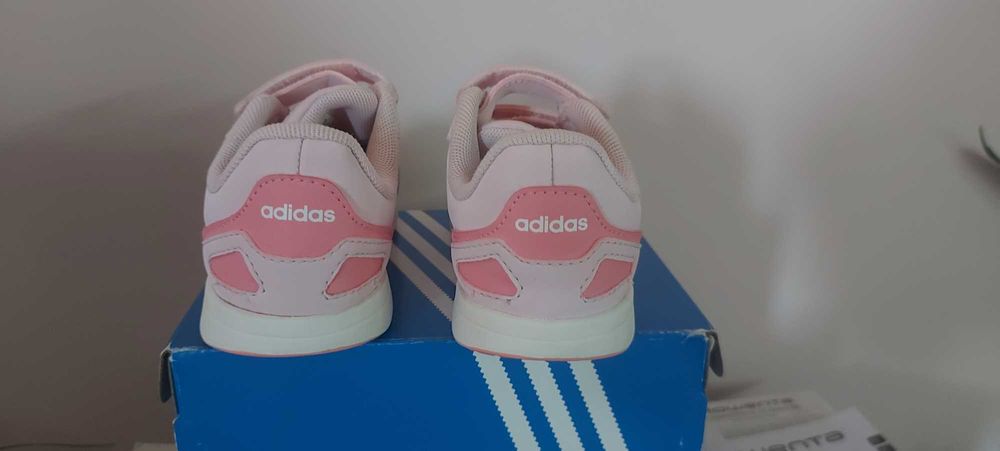 Детски маратонки Adidas, 27номер