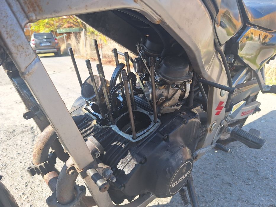 Suzuki G S 500 E