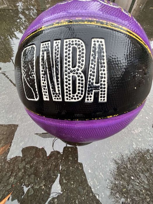 Баскетболна топка