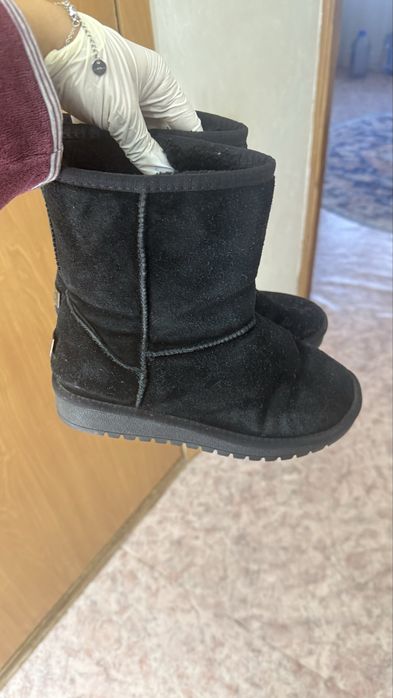 Продам чёрные длинные угги