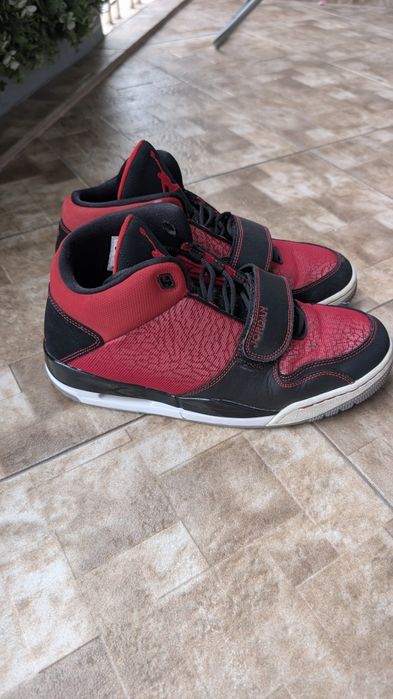 Оригинални кецове Nike Flystepper 2k3 и Nike Jordan