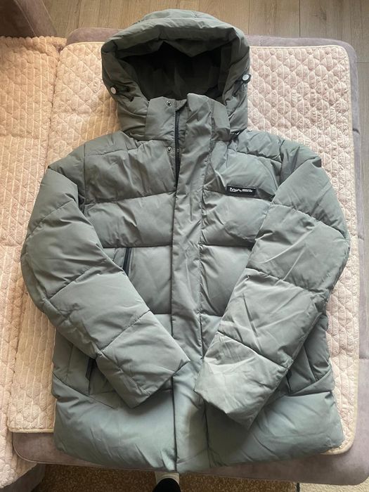 Подростковая зимняя куртка цвета зеленый хаки