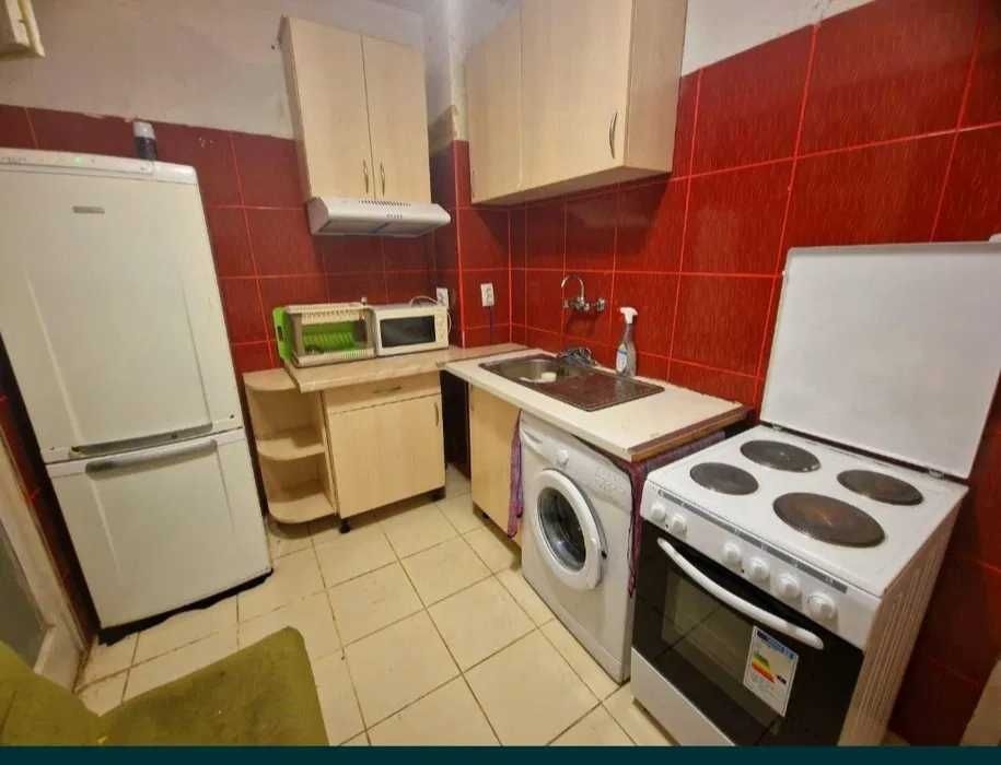 Дава се под наем Двустаен апартамент в София, Толстой - 90 кв.м за 450 € - Снимка #1