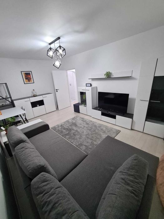 Poprietar 3 camere decomadat tineretului metrou - piata norilor