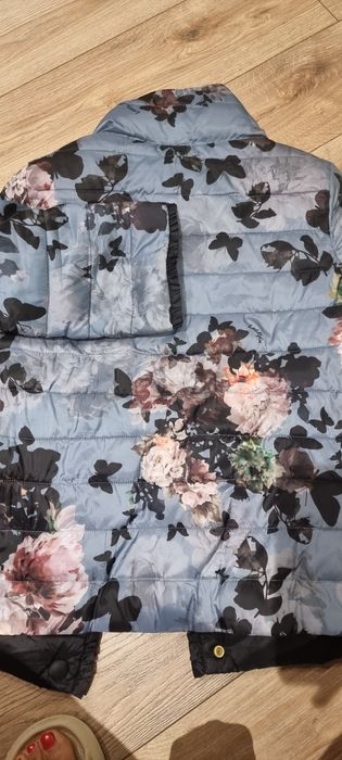 Черно сако.Топла бежова жилетка.Бяло палтенце.Сиво сако.