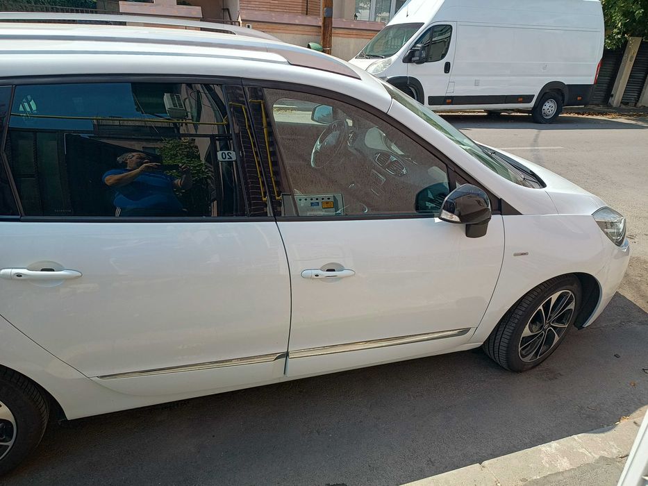 Renault Grand Scenic  2015 Diesel 1.6 DCI BOSE EDITION 5 Locuri