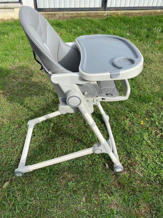 Scaun de masa pt bebe