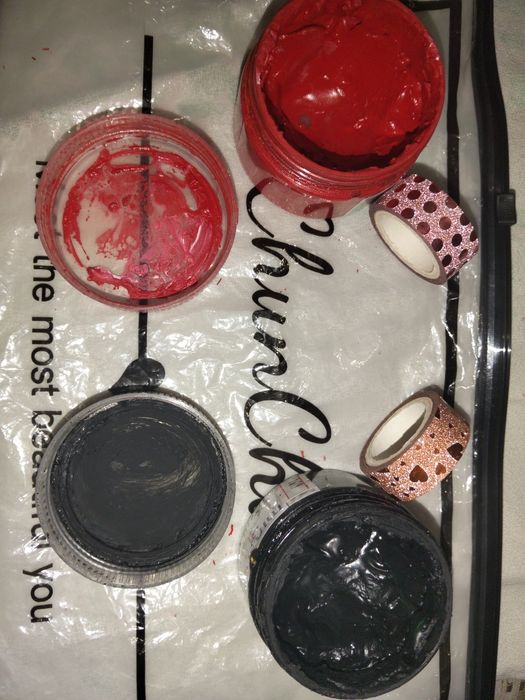 Акриловая краска