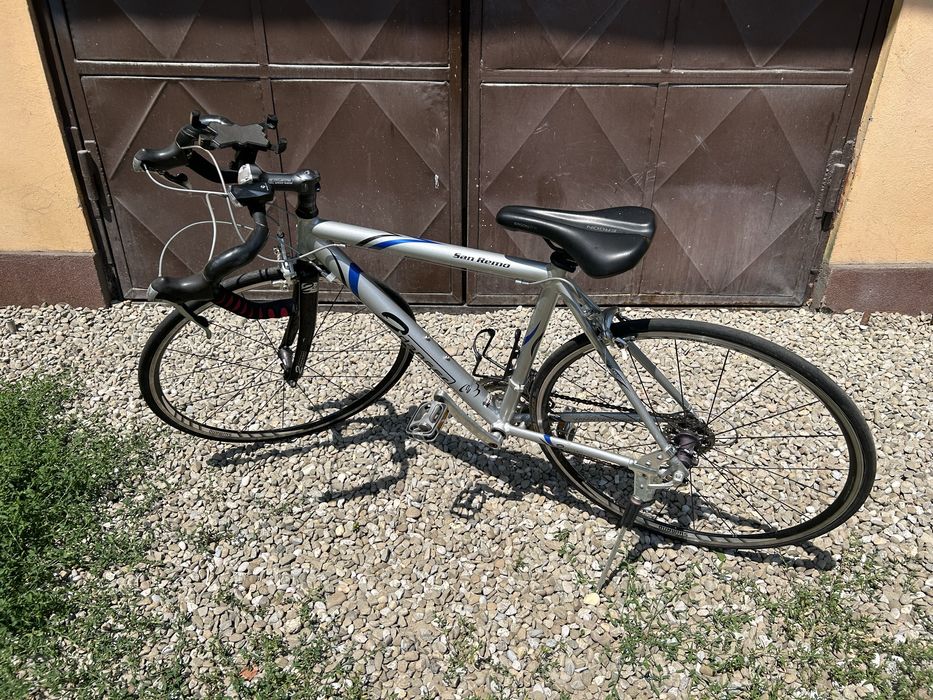 Bicicletă cursieră aluminiu