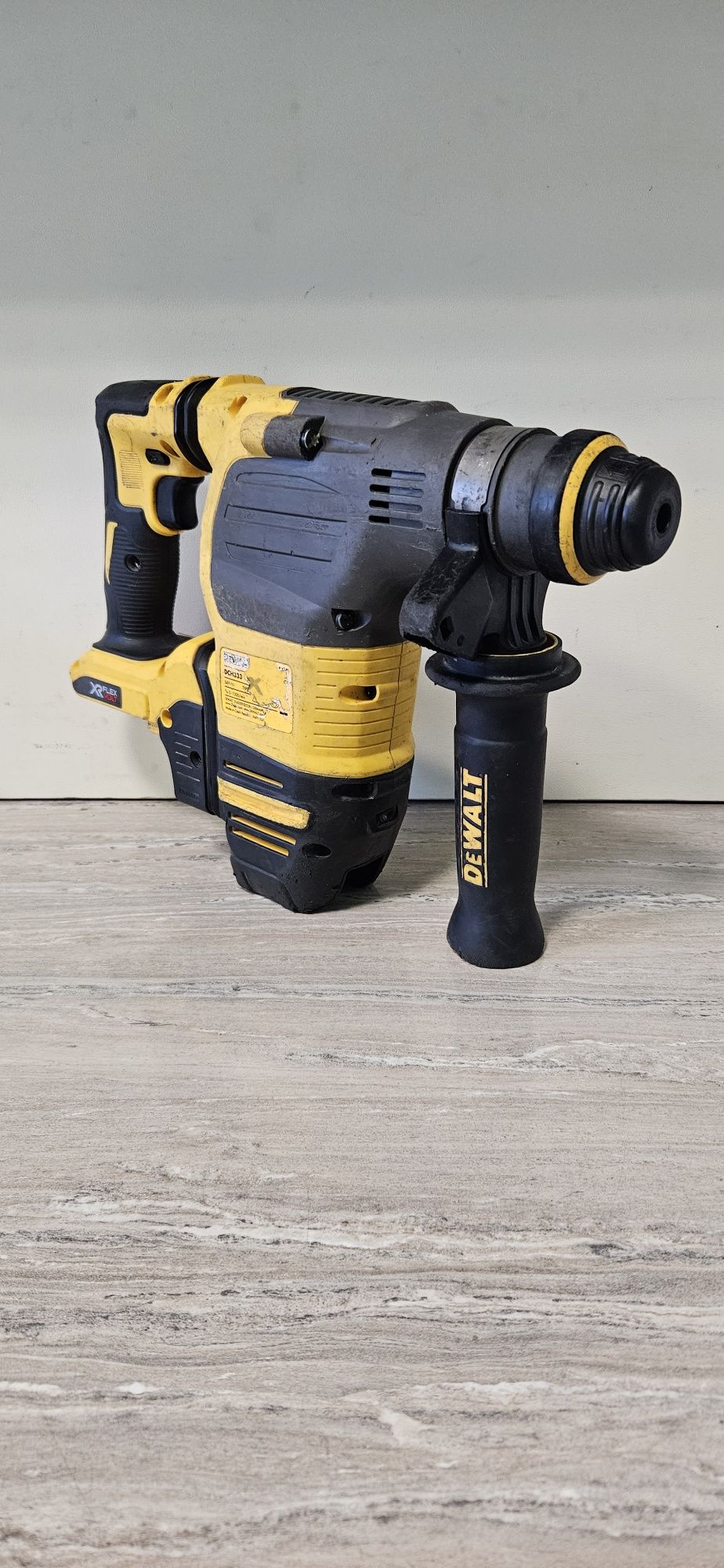 Dewalt Перфоратор DCH333 XR FLEXVOLT 54V.