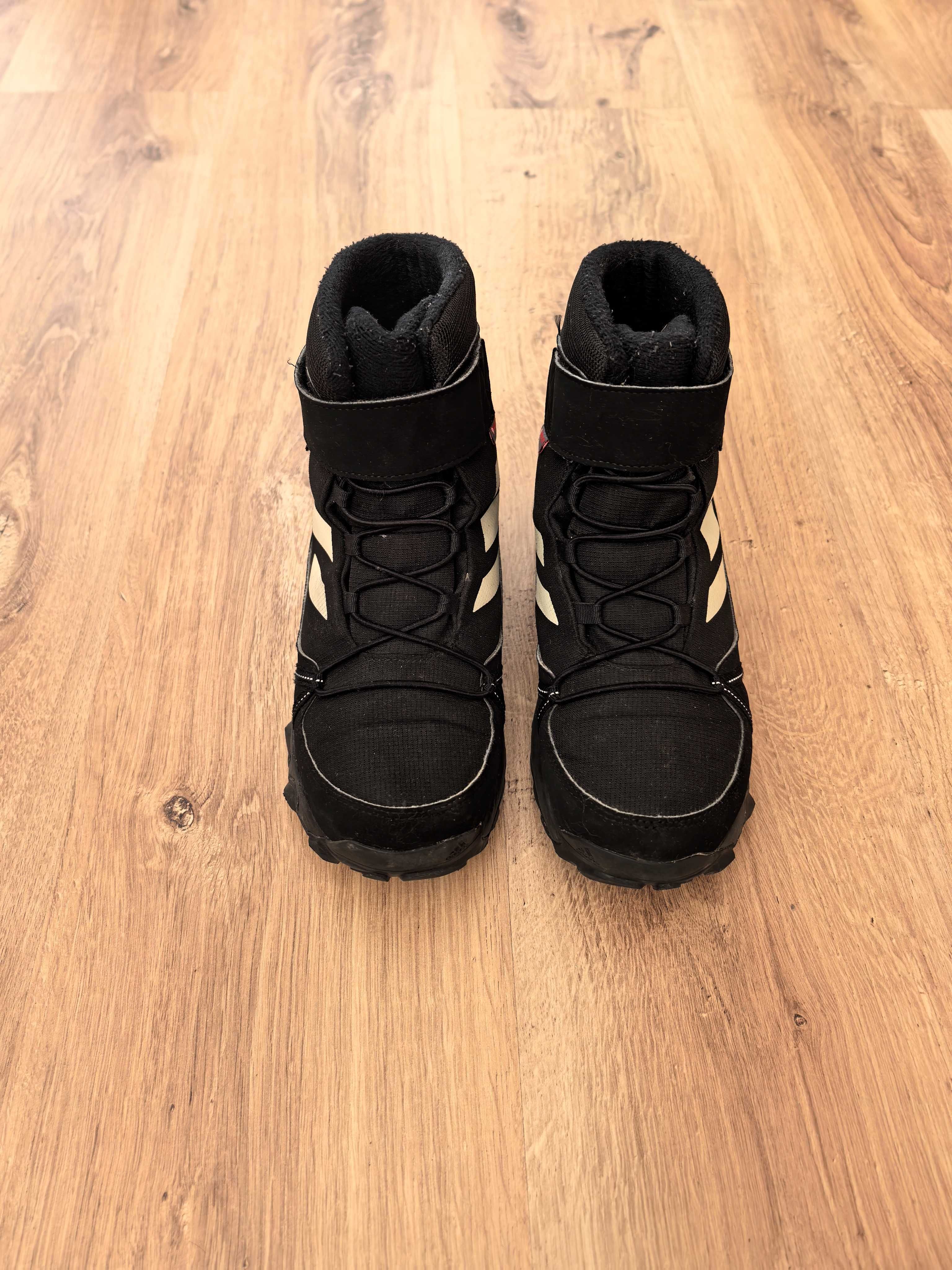Adidas обувки Terrex