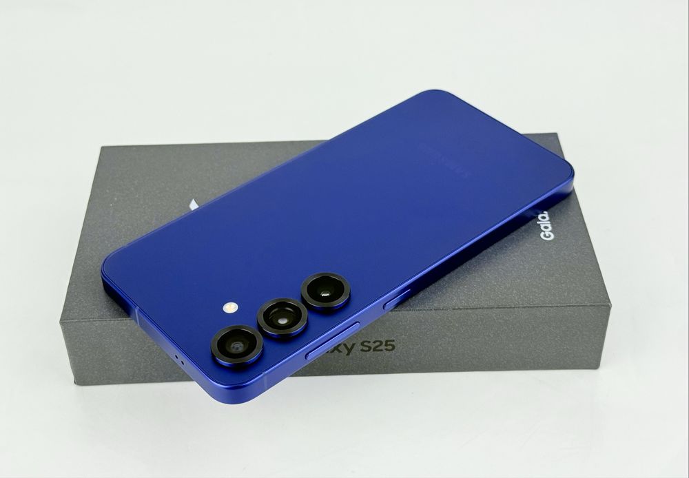 НОВ! Samsung Galaxy S25 5G 512GB 12RAM Navy 2г. Гаранция!