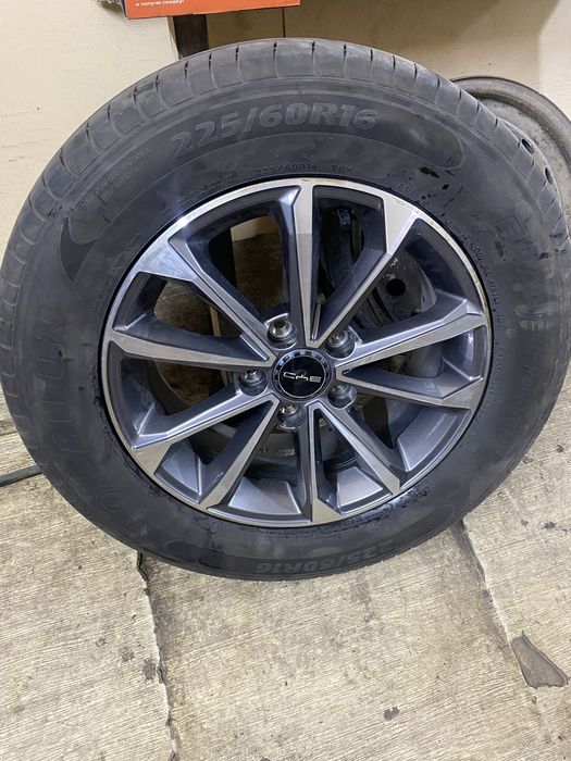 R16 диск с резиной 5х114,3