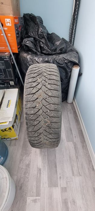 Продам шины зимние