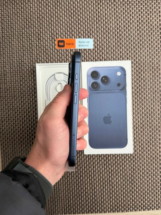 НОВ! iPhone 17 Pro 256gb Deep blue Лизинг от 90лв/м син Гаранция!