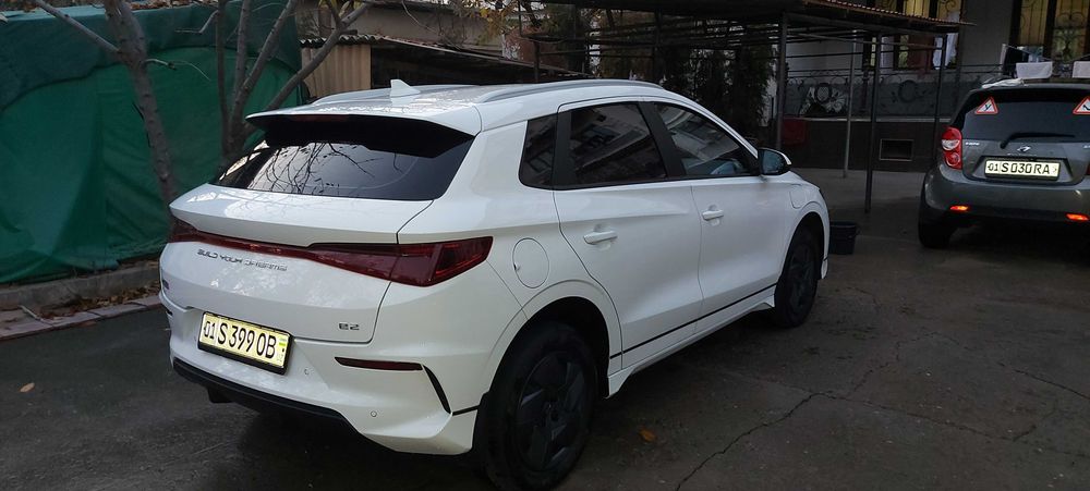 BYD e2 sotiladi.