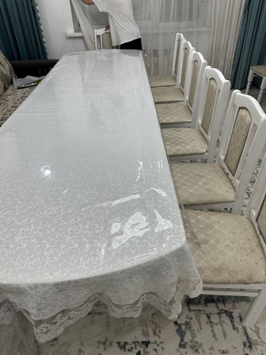 Продам стол 4,5 м