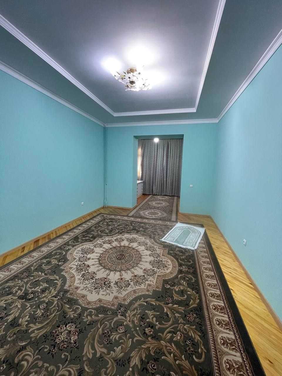 «Тинчлик.м.-ОРЗУ». Банковск.  4-комнат, (150м2). СЕМЬЯ - Иностранцам.