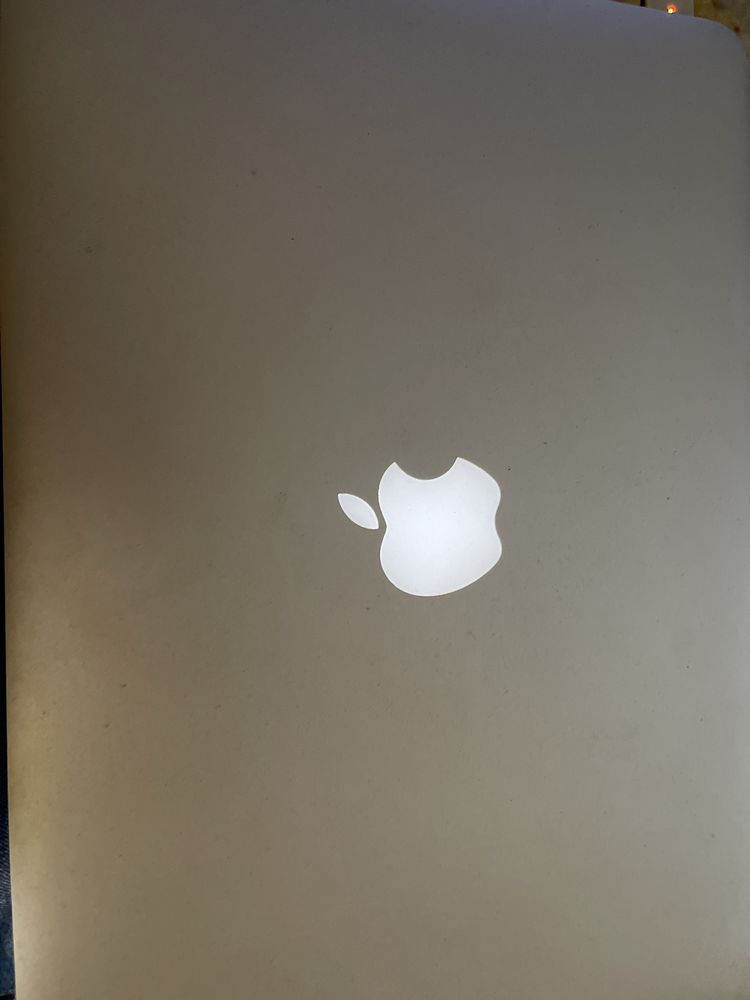 Macbook Pro A1502 Late 2013 може и на части