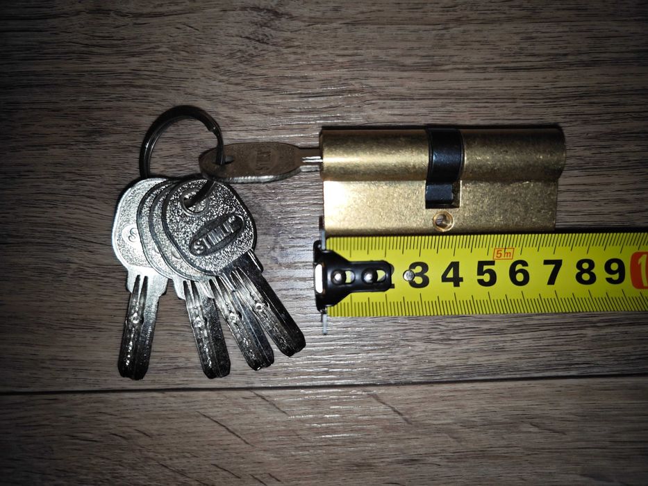 Сердцевина замка, личинка, сердечник 7 см., станция метро Москва