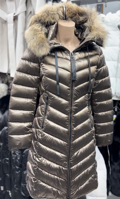 Geaca cu blana detasabila model nou