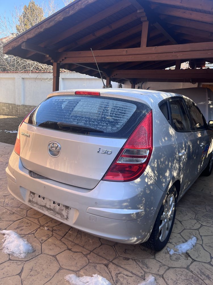 Hyundai i30 1.6i automatic 2007 (на части)
