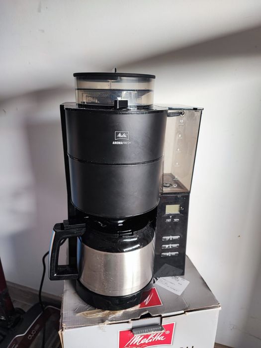 Aparat de cafea cu filtru Melitta Aroma Fresh, cu rasnita