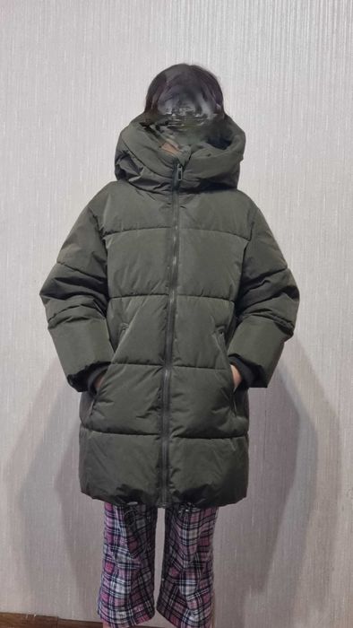Продам детскую зимнюю куртку