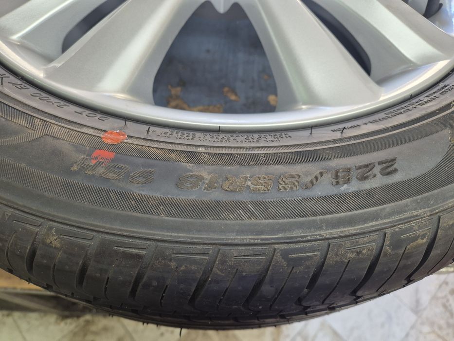 Гума със джанта 18 цола hyundai